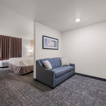 Cobblestone Hotel & Suites - Bellefontaine Ngoại thất bức ảnh