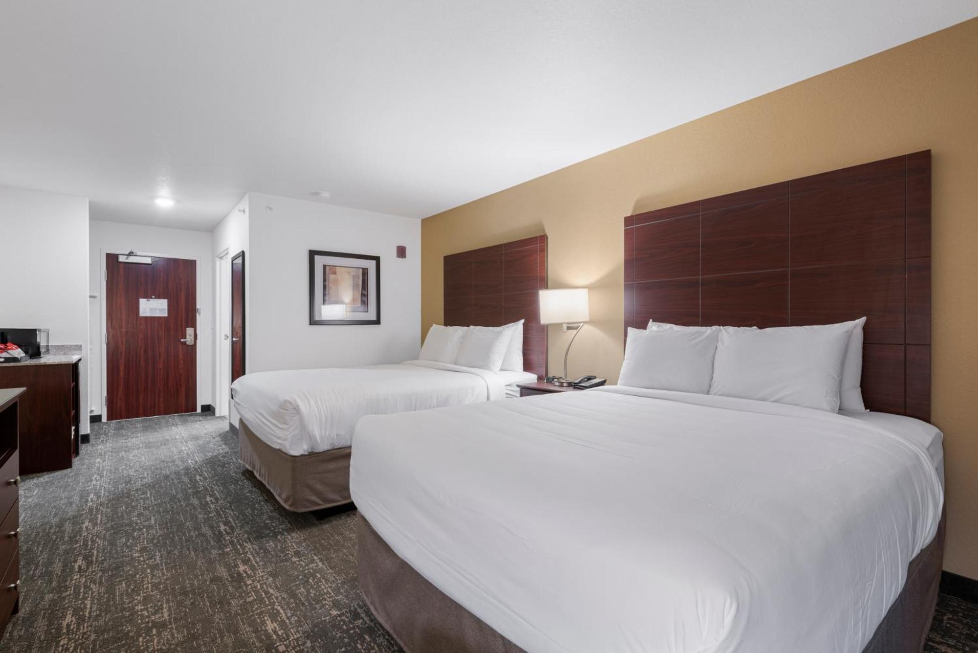 Cobblestone Hotel & Suites - Bellefontaine Ngoại thất bức ảnh